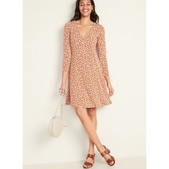 Old Navy Fit & Flare Empire-Waist Jersey Dress Orange Floral Long Sleeve Medium - Picture 1 of 10